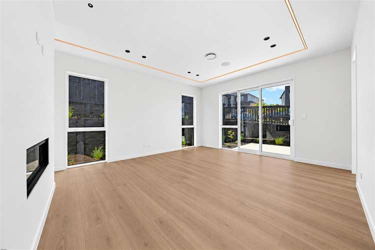 5 Hapukupuku Avenue Beachlands_10