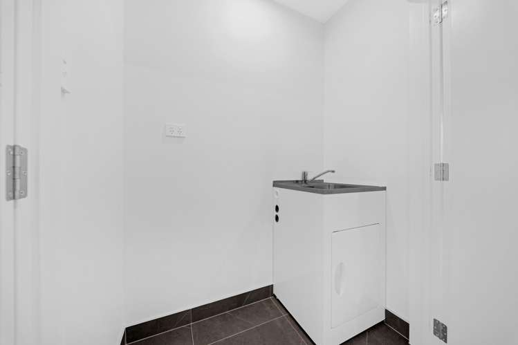 4/29 Normandy Place Henderson_18