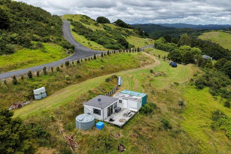 Waipu Caves Estate Drive_0