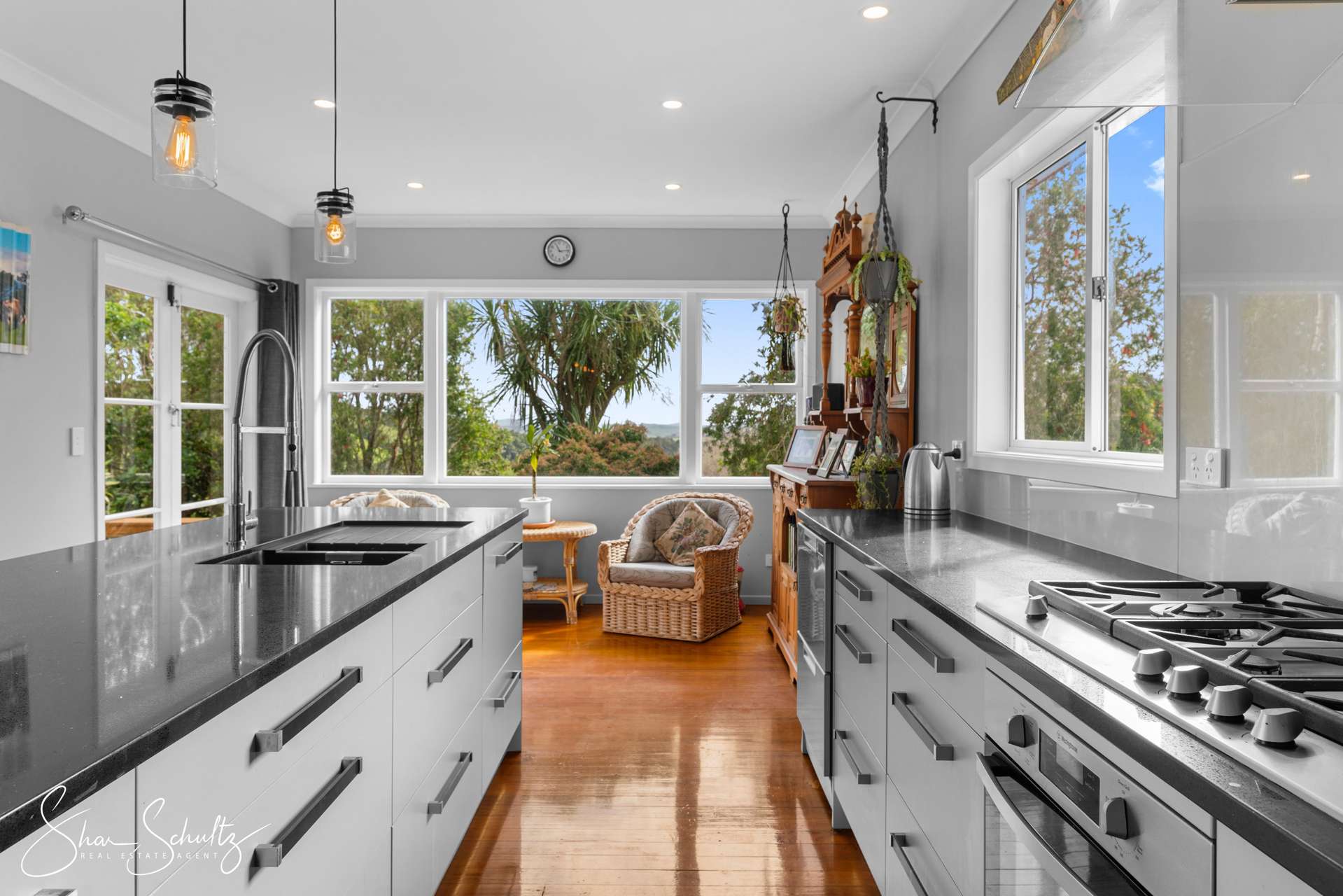 624 Golden Stairs Road Mareretu_0