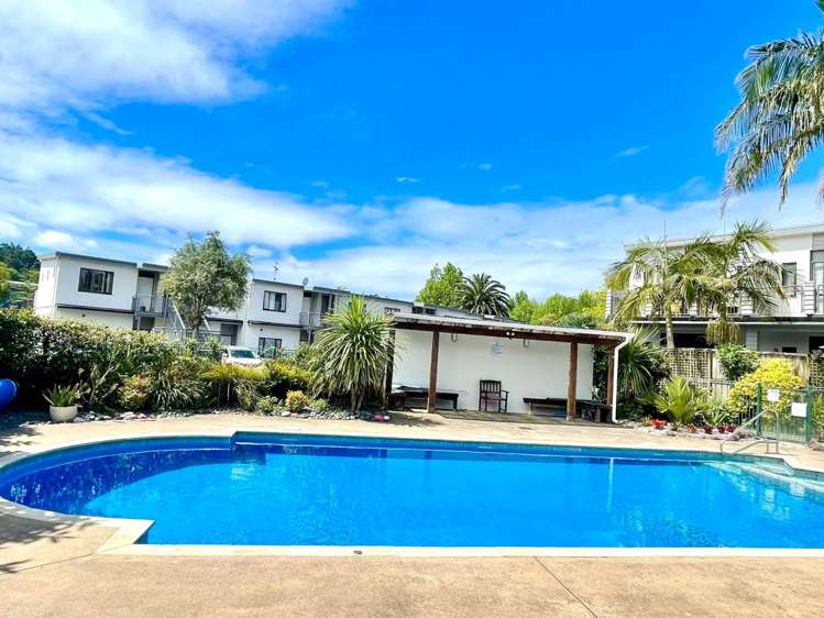 60/92 Bush Road Albany_10