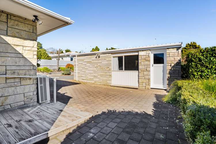 2/43 Mangorei Road Strandon_20