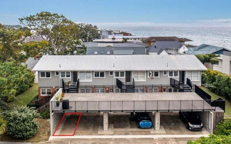 1/221 Hurstmere Road Takapuna_8