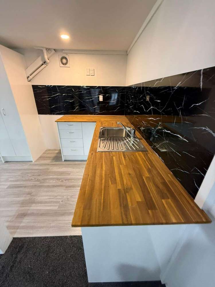 19 Anglers Way Wattle Downs_13