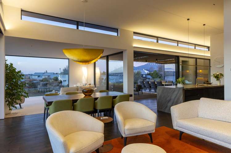 35 Pukenamu Road Rainbow Point_47