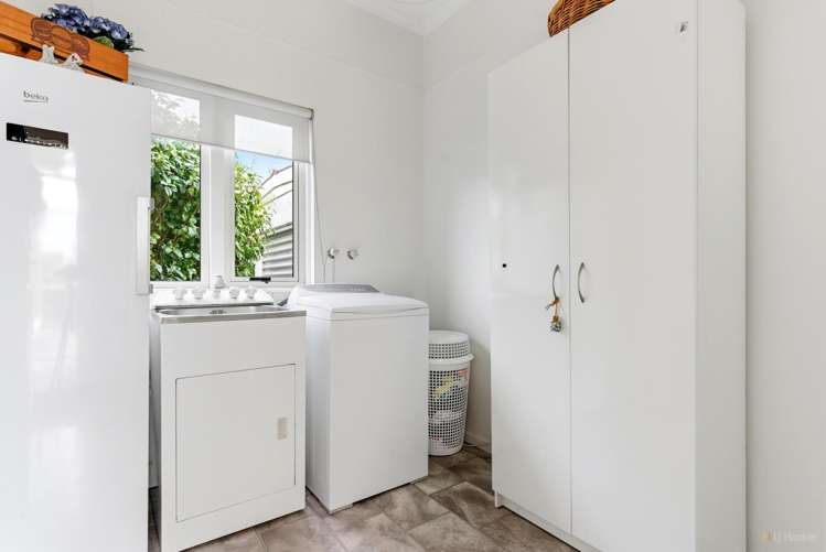 8 Athol Place Highfield_18