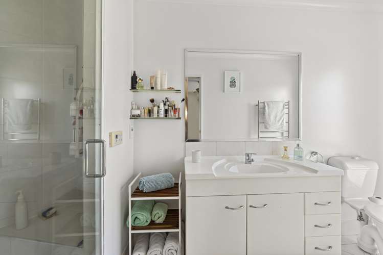 33 Mauritius Key Papamoa_12