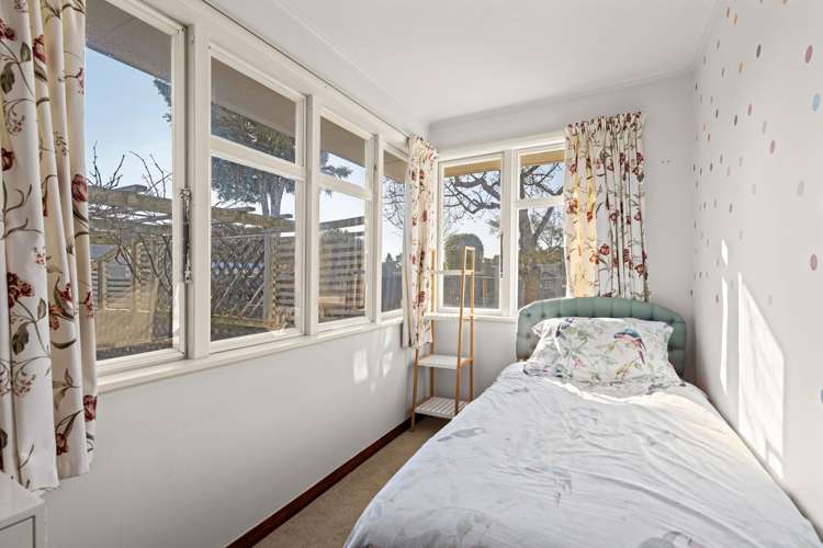 15 Robin Street Burwood_8