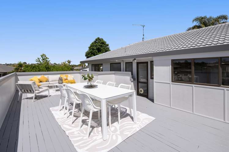 64 Heron Avenue East_3