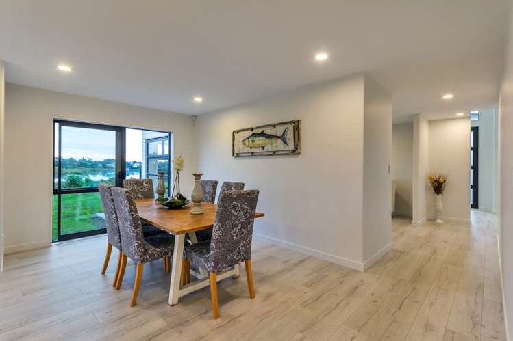 6 Acqua Place Karaka_21