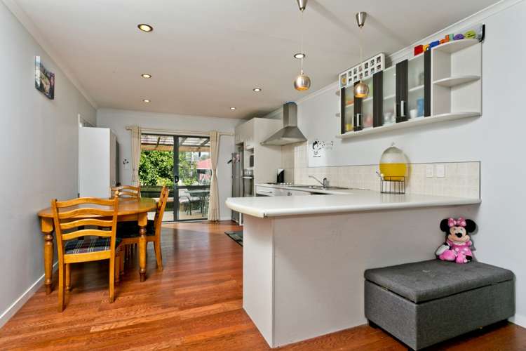 8a Harry Ward Place Henderson_14