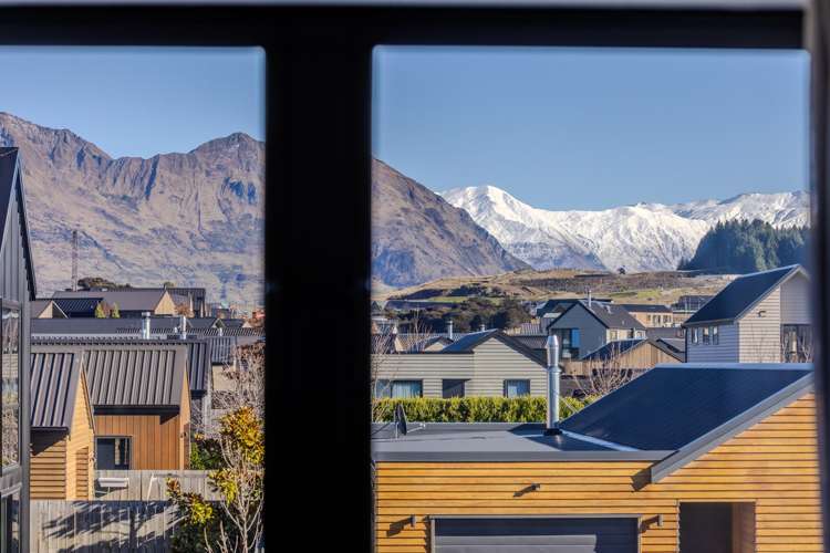 17 Mount Nicholas Avenue Wanaka_12