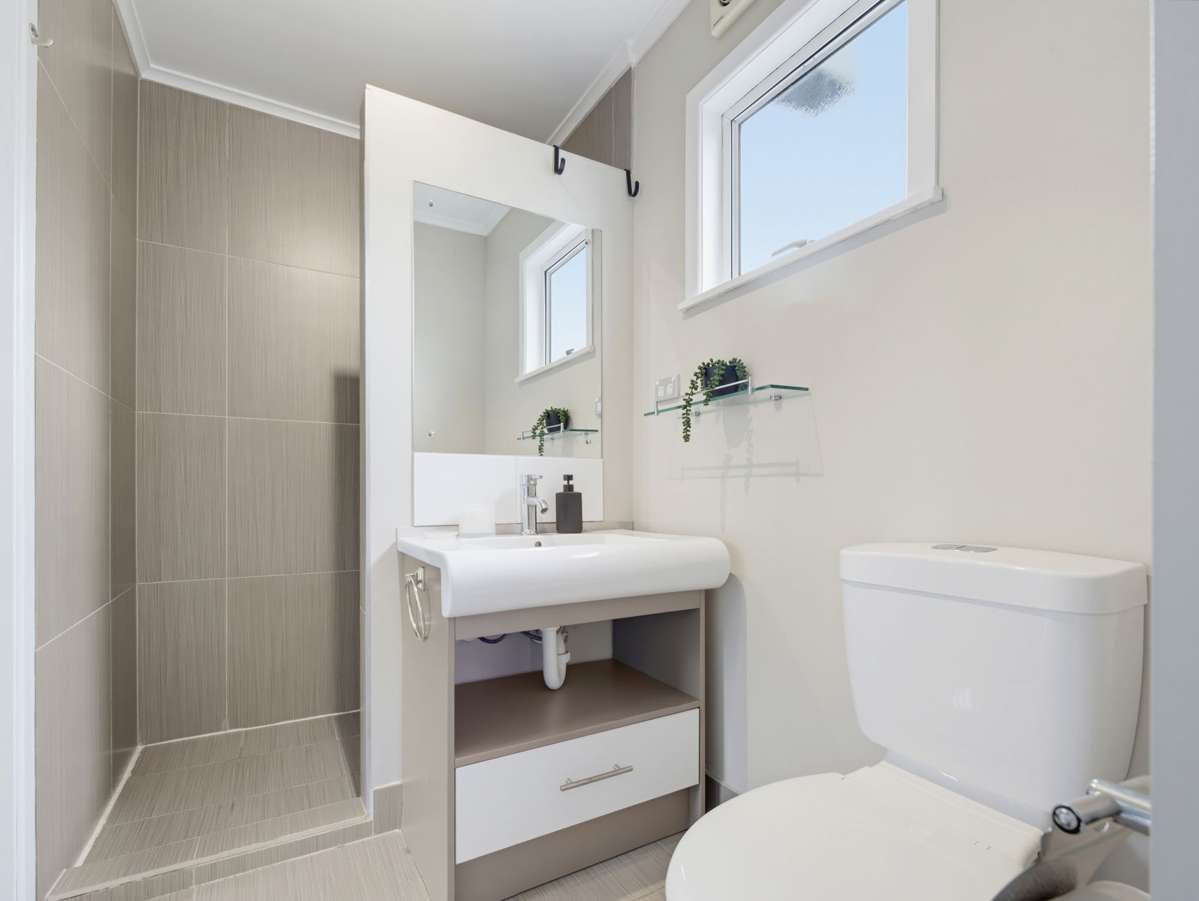 3/2 Rewi Street_5
