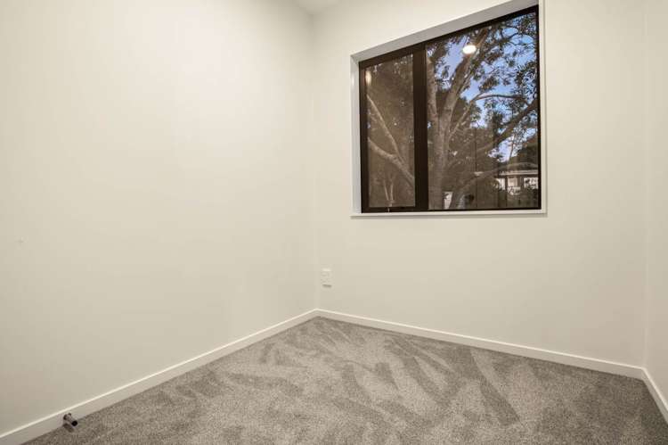 2/36 Edmonton Road Henderson_11