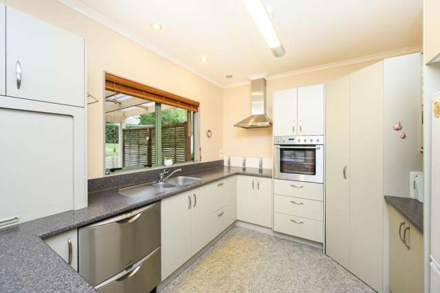 7 Logan Grove Feilding_1