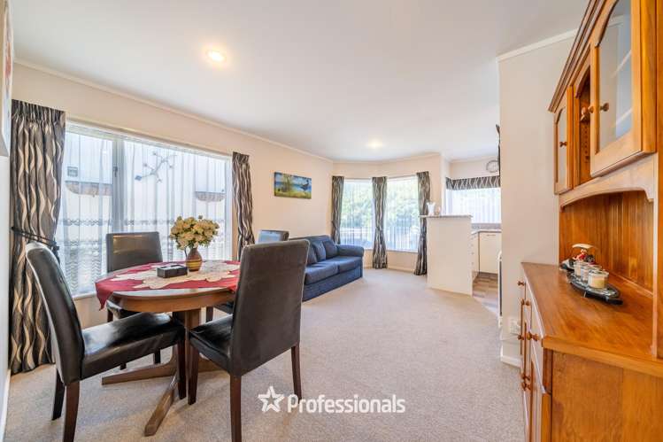 295 Riverside Drive Waterloo_12