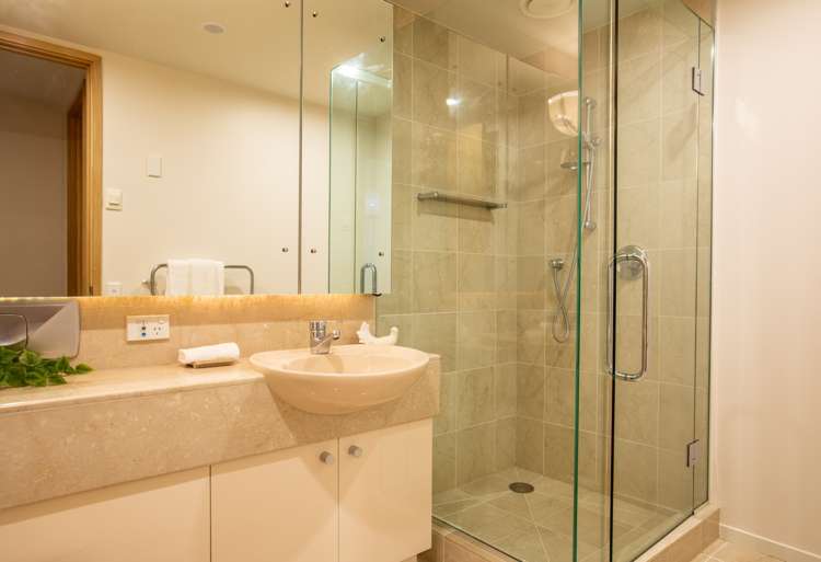 1/308 Oriental Parade Oriental Bay_13