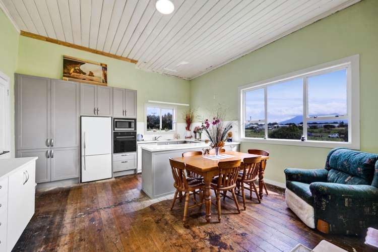 136 Warwick Road Stratford_6