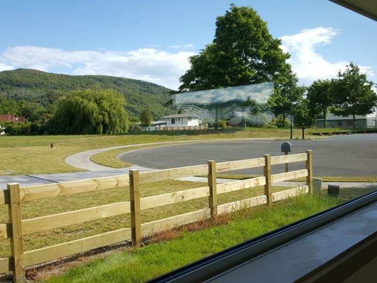 7 Rogers Place Kinloch_9