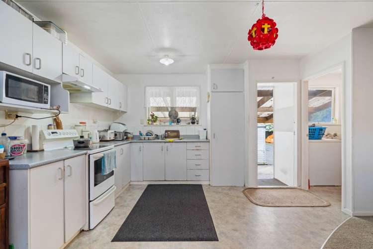 5 Clark Street Hikurangi_3