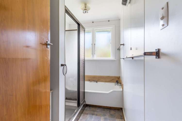 48 Wilson Road Balclutha_13