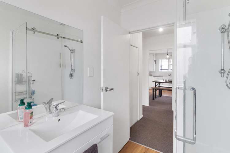 15b Bracken Street Leamington_16