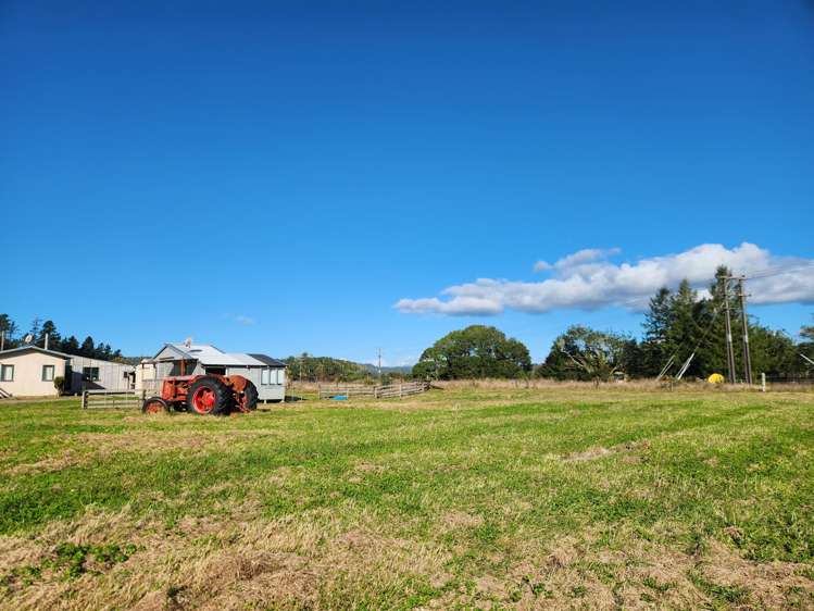 406 Taylorville Road Coal Creek_16