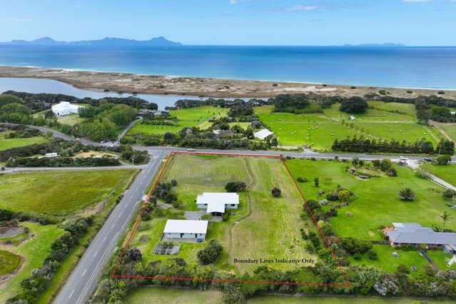 Walk to Waipu Cove