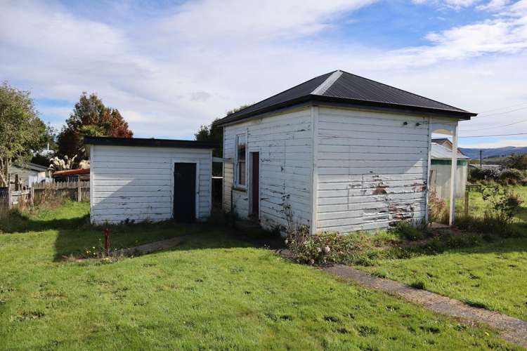 5 Clark Street Owaka_1