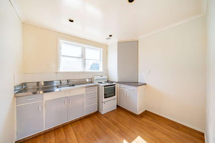 Units 9,10/45-61 Merton Street Trentham_1