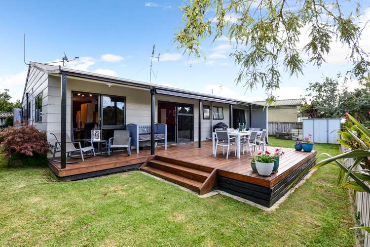 50 Tomin Road Glenview_19