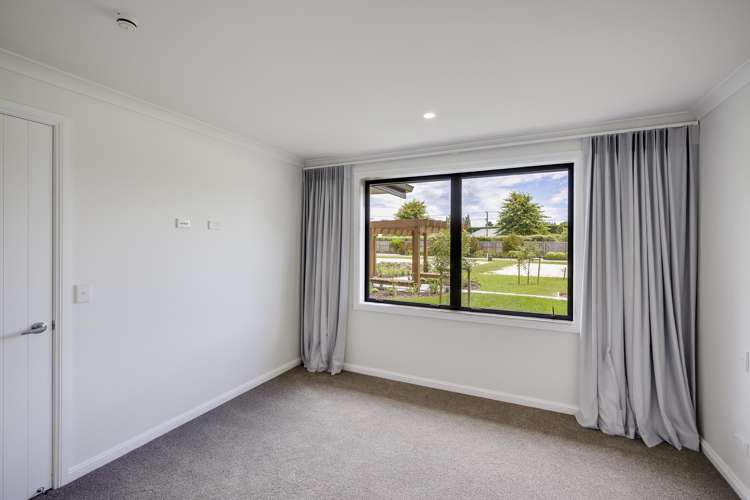 55 Read Crescent Clive_8