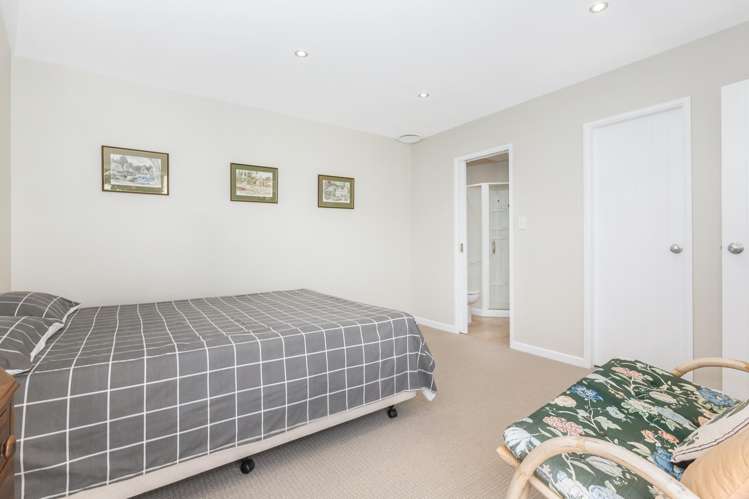 57A Whanga Crescent Titahi Bay_12