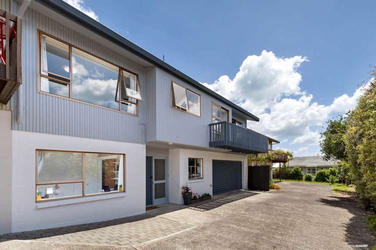 2/27 Rangitoto Terrace Milford_0