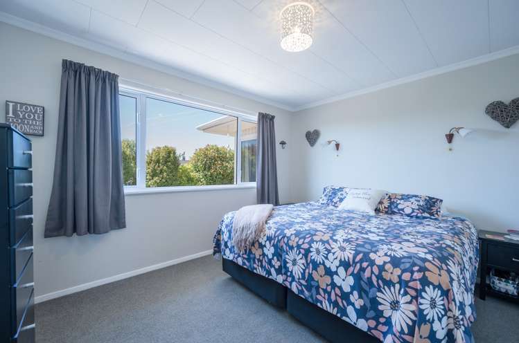 22 Andrew Street Stoke_8