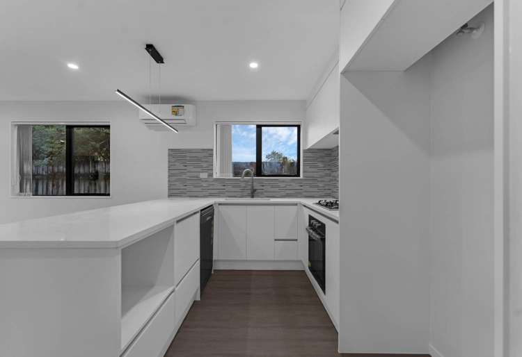 37d Clarkson Crescent Otara_3