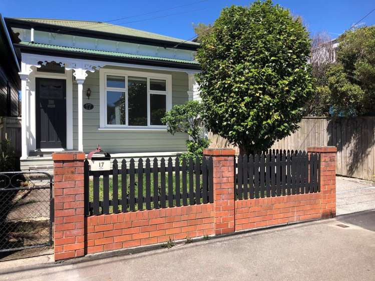 17 Te Wharepouri Street Berhampore_0