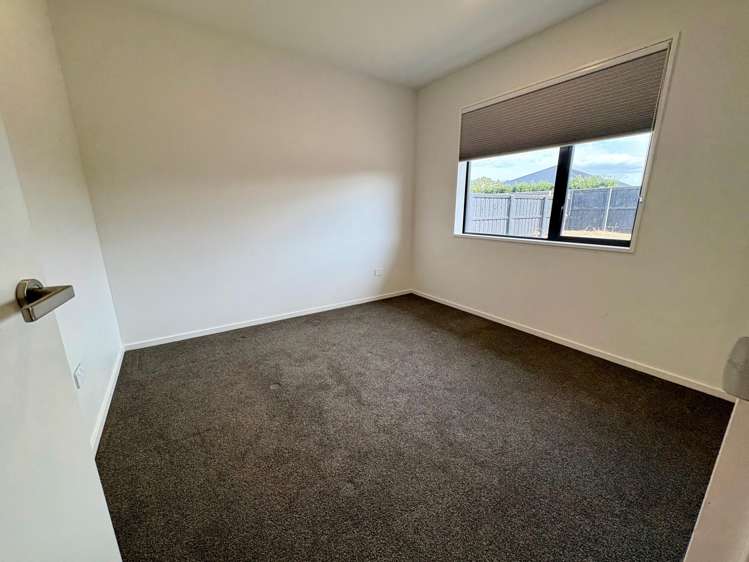  37 Eric Crozier Road Darfield_5