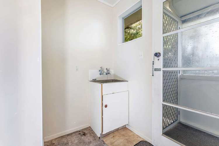 54 Peakes Road Springvale_20