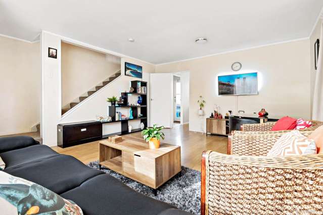 1/79 West Coast Road Glen Eden_1