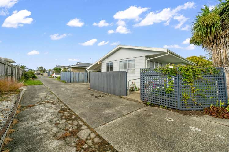 2/106 Bowmont Street Appleby_17