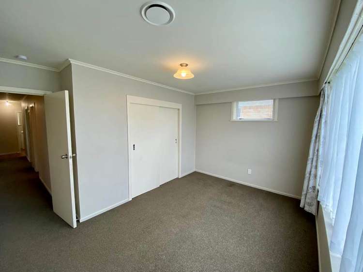 42 Beaumonts Way Manurewa_5