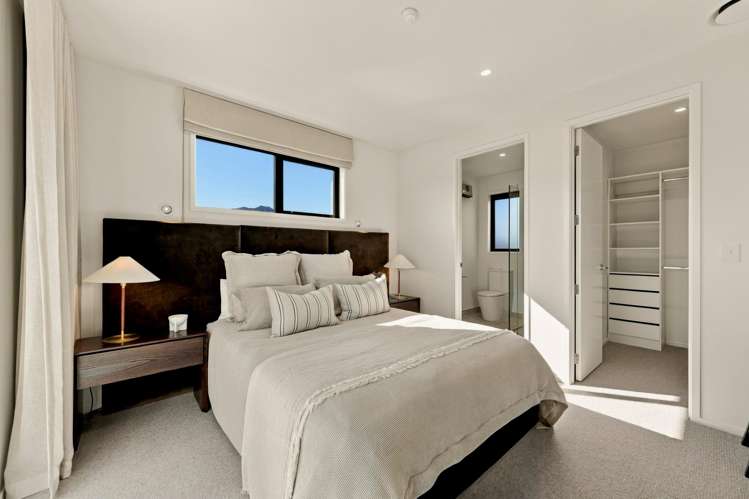 178 Burdon Loop Lake Hawea_18