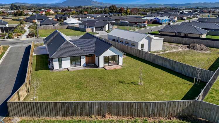 31 Greig Crescent Amberley_24