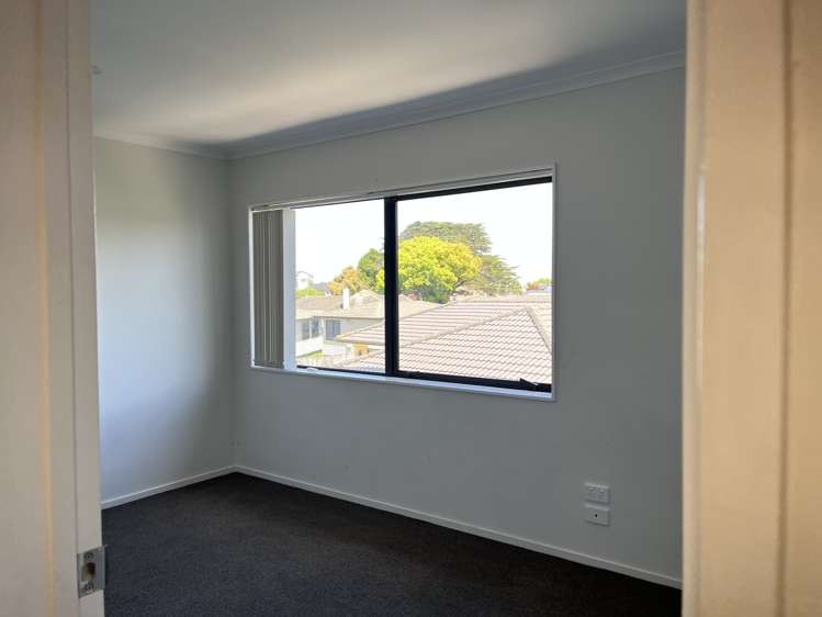 5/30 Calvert Ave Mangere East_14