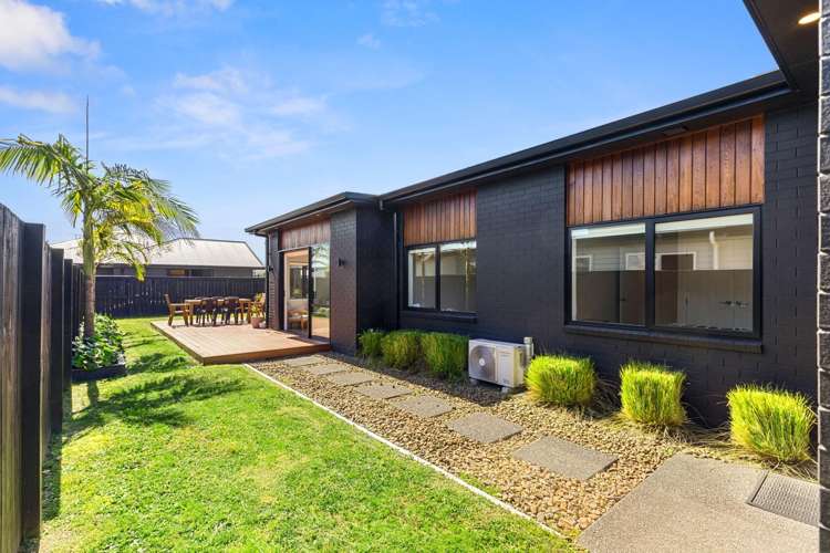 22 Awatira Drive Papamoa_16