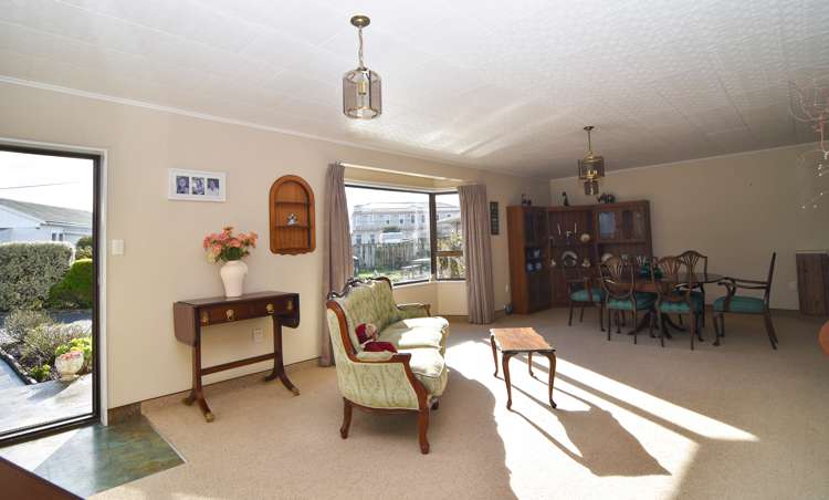 1/1 De Lacy Lane Carterton_7