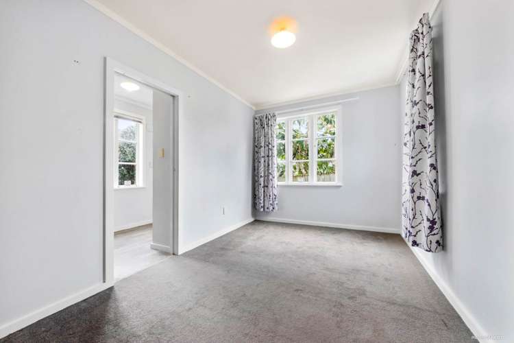 3196 Great North Road New Lynn_9