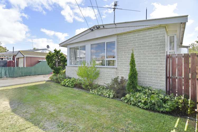 1/33 Prestons Road Redwood_16