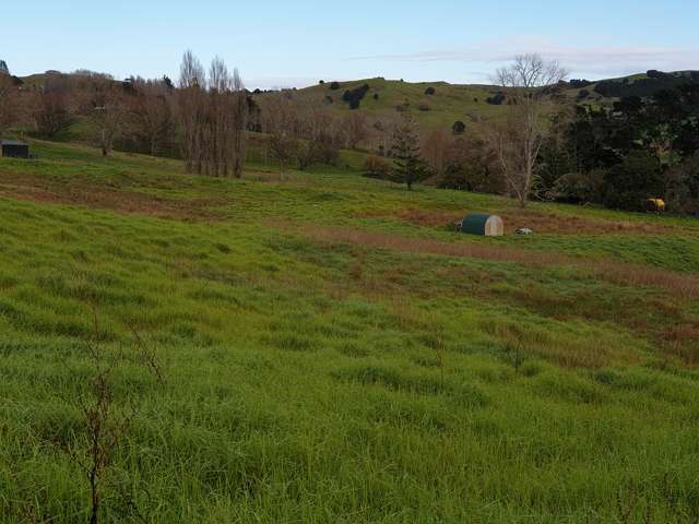 42 Jumna Road Maungaturoto_3